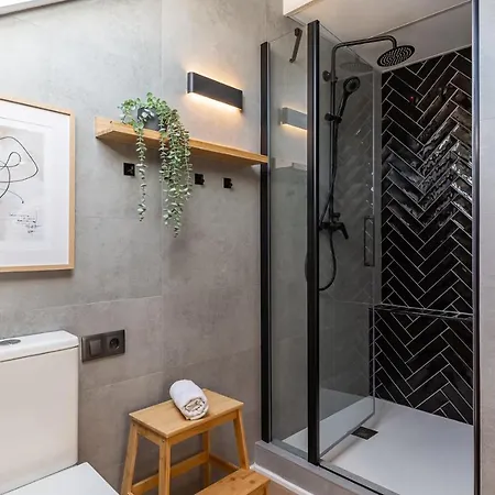 Homes Penthouse Lazcano 5 Appartamento